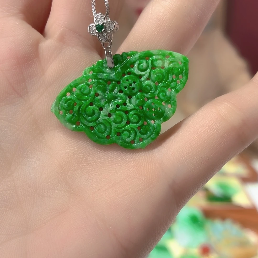 翡翠银S925镶嵌颈饰翡翠