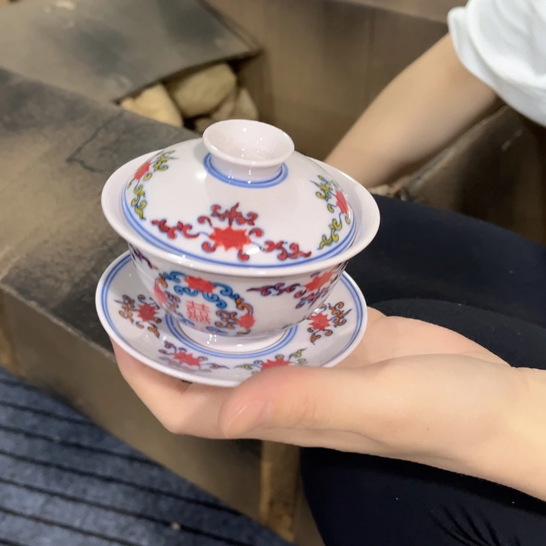 摆件//////景德镇陶瓷盖碗。红。
