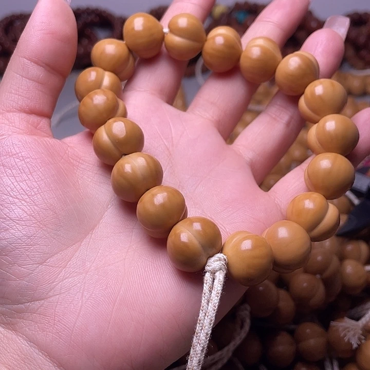 做***头猴头核桃手串16尺寸镜面柯基屁桃手持全品无暇