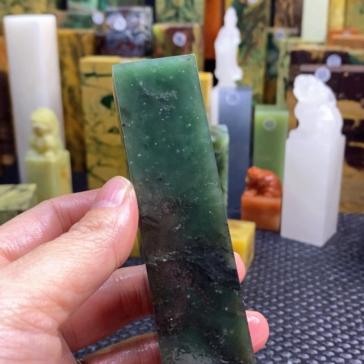 云南石M****g青田石印章石