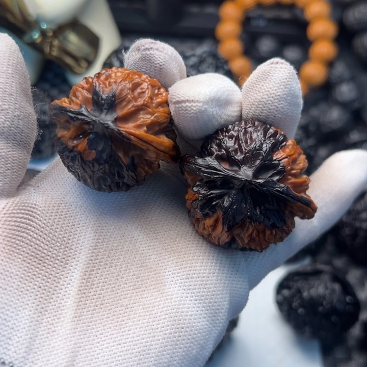 煜***城文玩核桃宫灯43尺寸