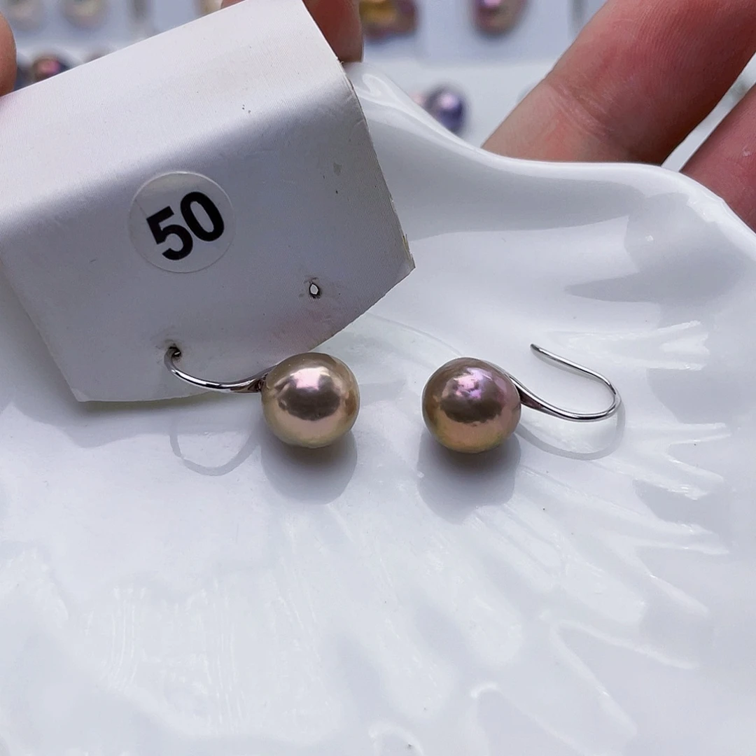 未镶嵌淡水珍珠耳饰默