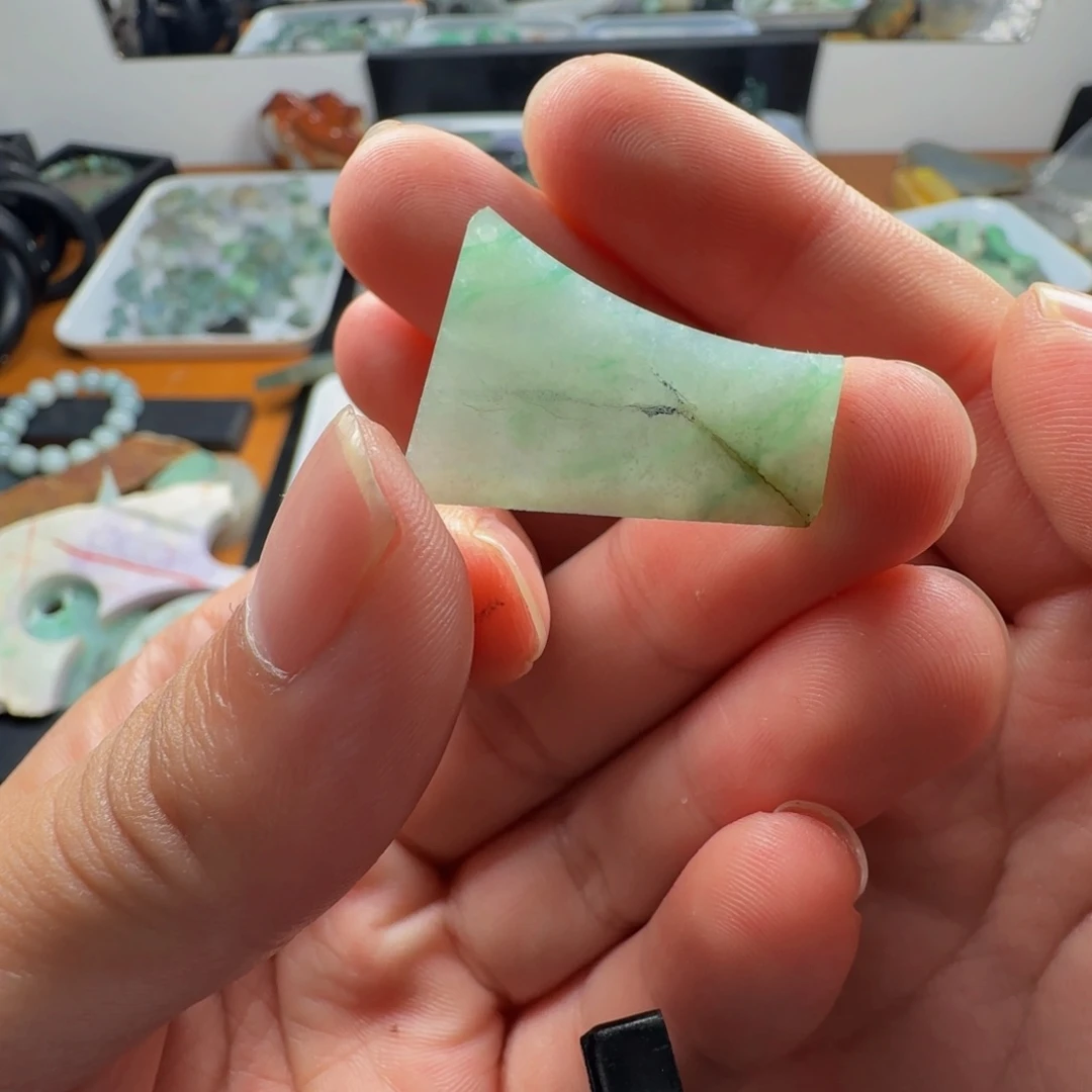 定制翡翠未镶嵌材料