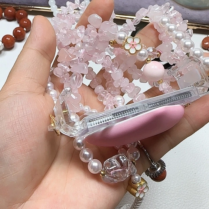 未镶嵌颈饰芙蓉石
