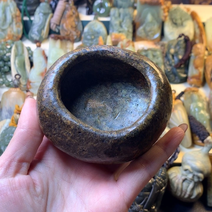 岫岩河磨玉（透闪石质玉）手链未镶嵌