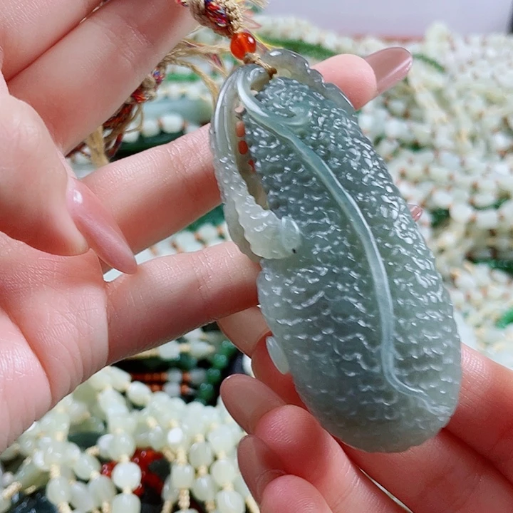 未镶嵌和田玉挂件