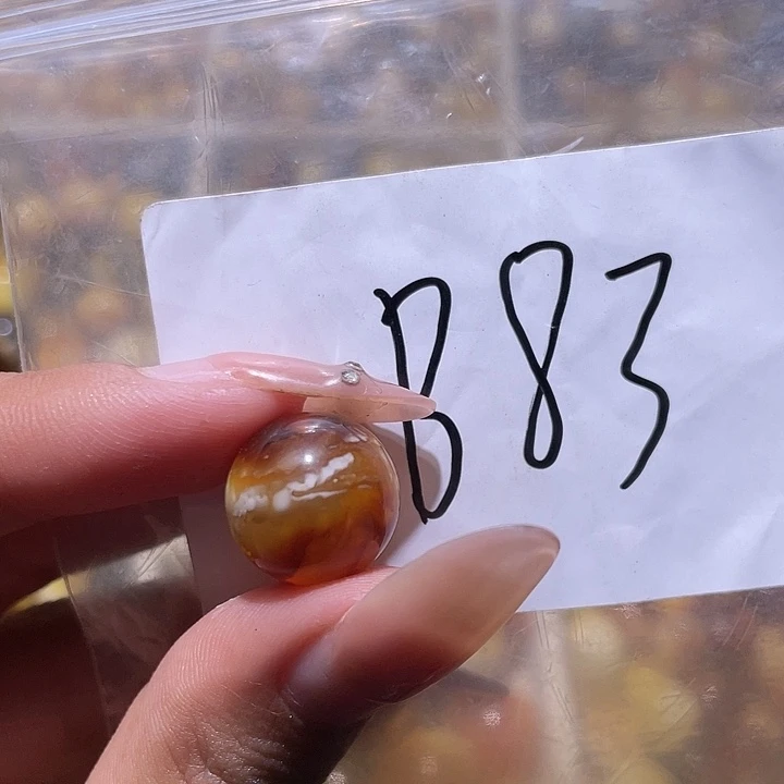 裸石琥珀未镶嵌14福利
