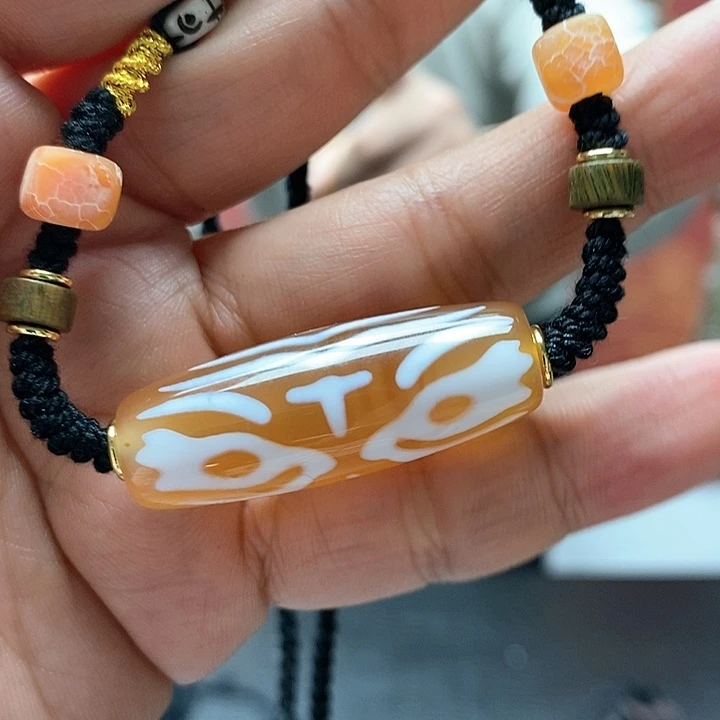 玛瑙/玉髓颈饰合金