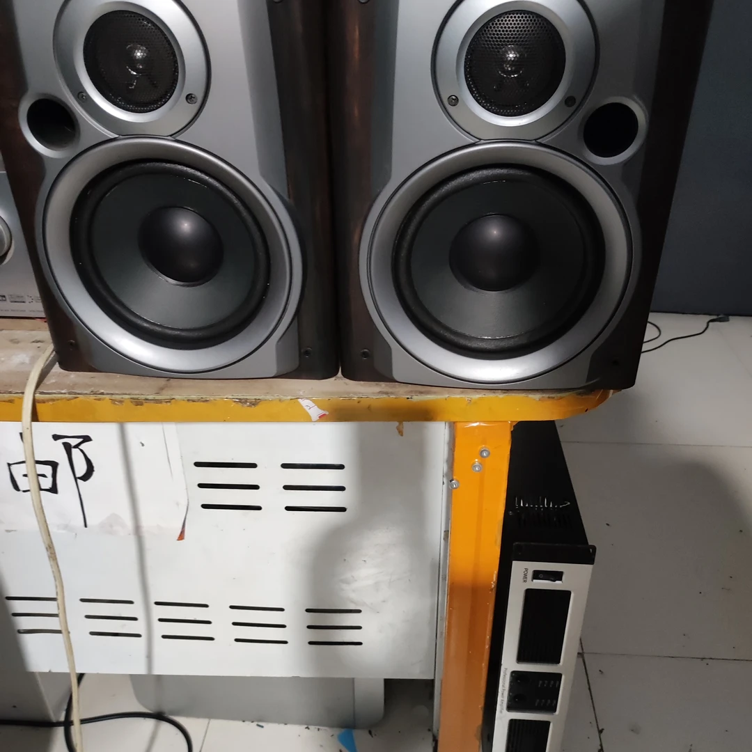 a书架音箱，不包邮不退换