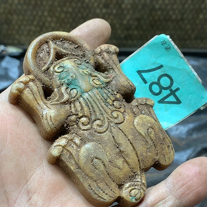 未镶嵌和田玉挂件