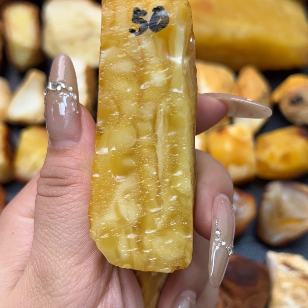 定制琥珀未镶嵌蜜蜡