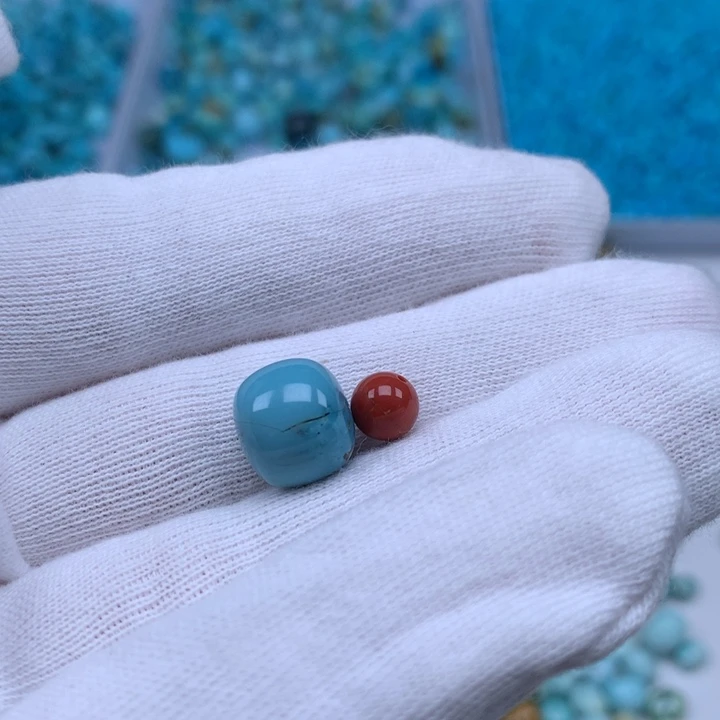 随***风南红玛瑙未镶嵌珠宝奇石
