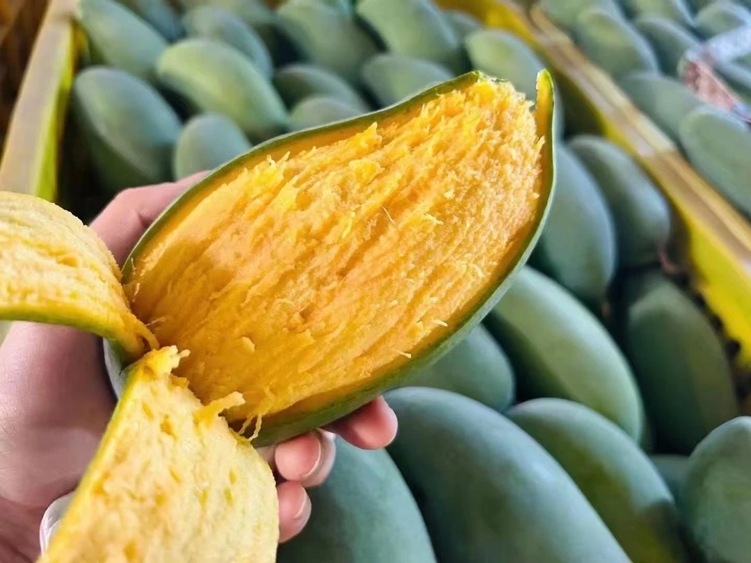 正宗广西百色桂七芒软糯香甜芒果