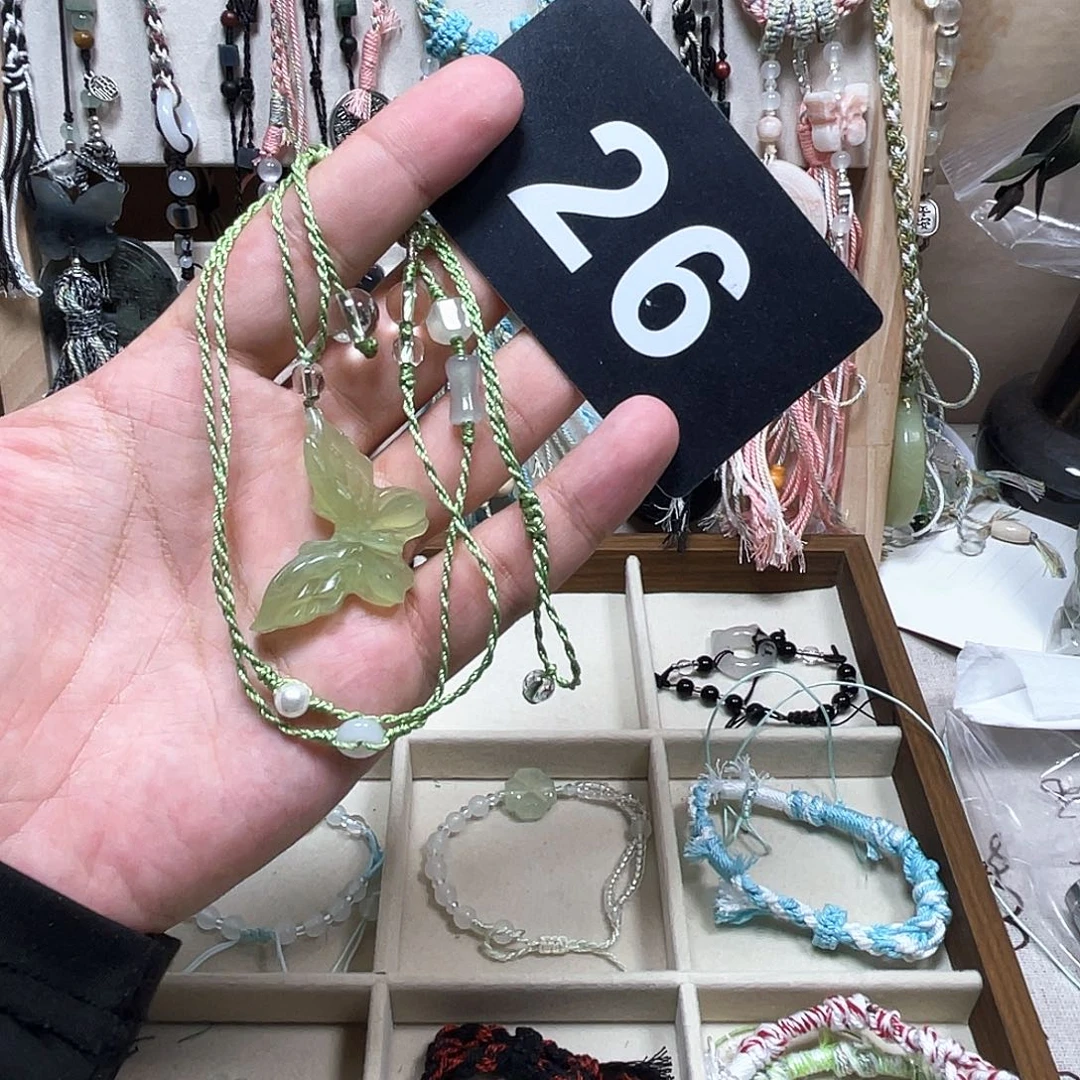 合金蛇纹石玉颈饰