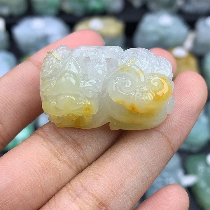 翡翠未镶嵌颈饰天然缅甸翡翠