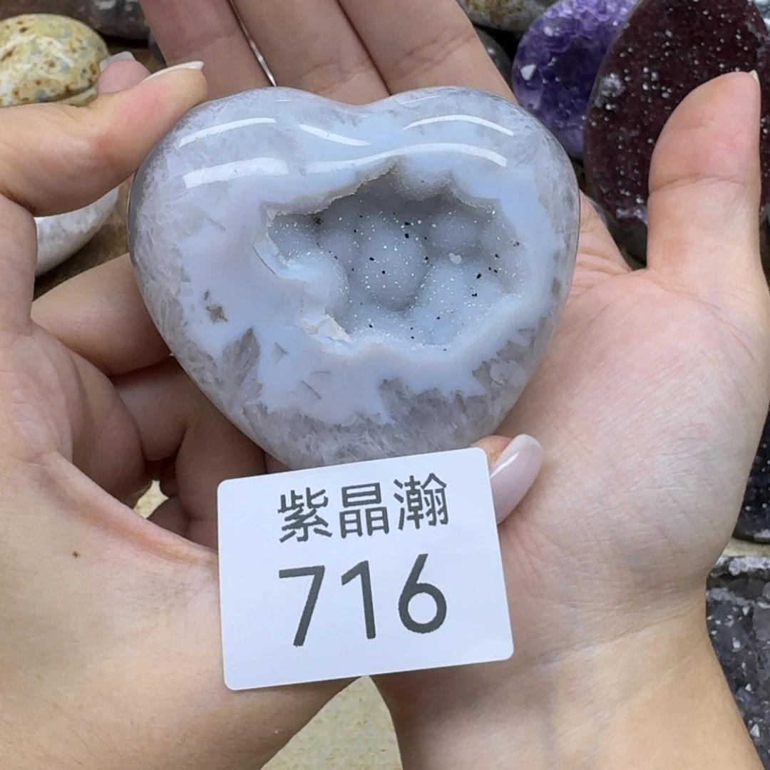未镶嵌水晶大型摆件（非配饰）