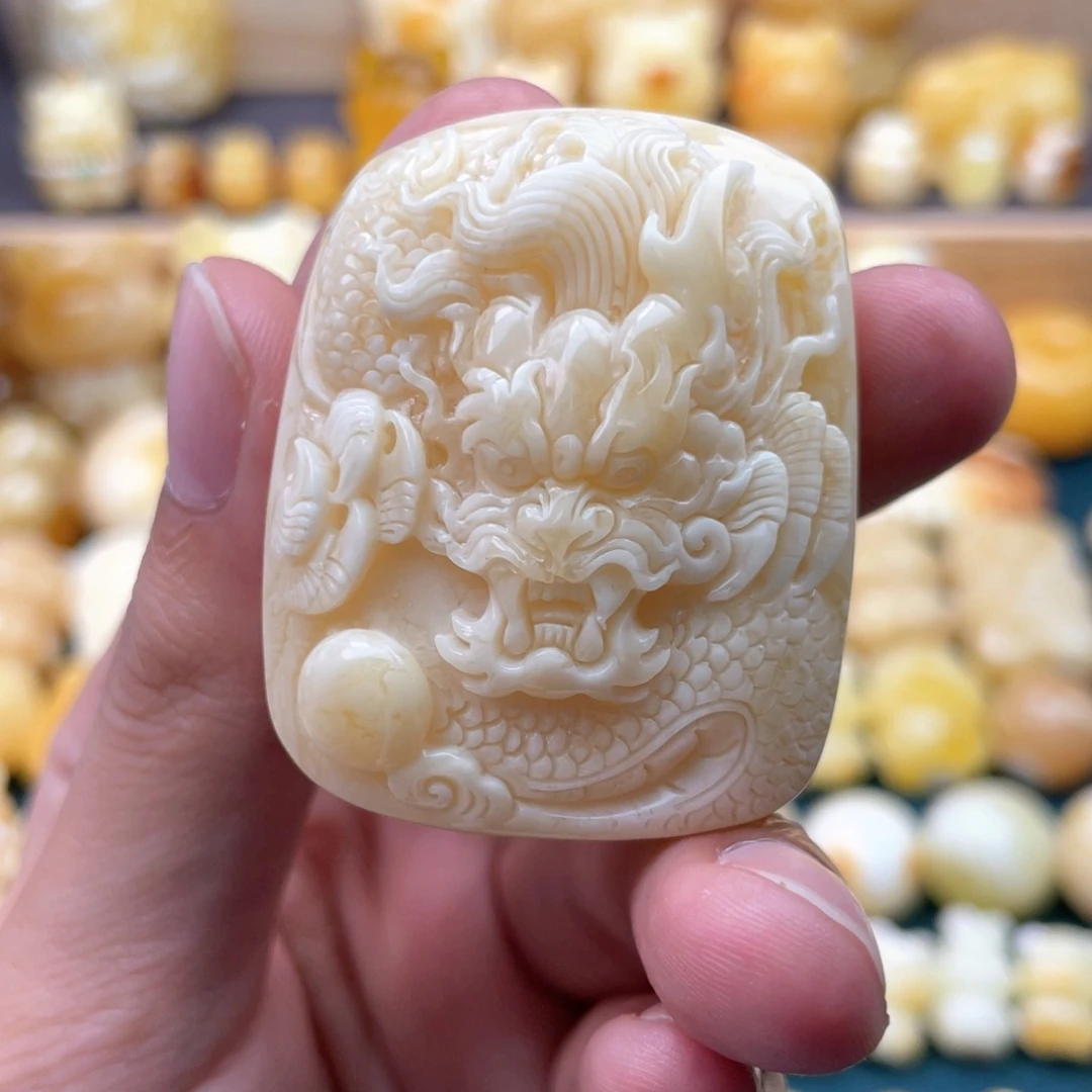 未镶嵌琥珀裸石蜜蜡