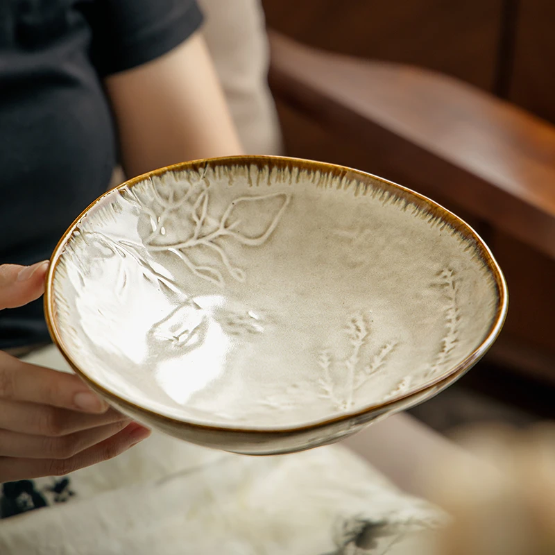 小悠家 高级感浮雕8英寸异形陶瓷盘子特色菜盘家用2025新款沙拉盘