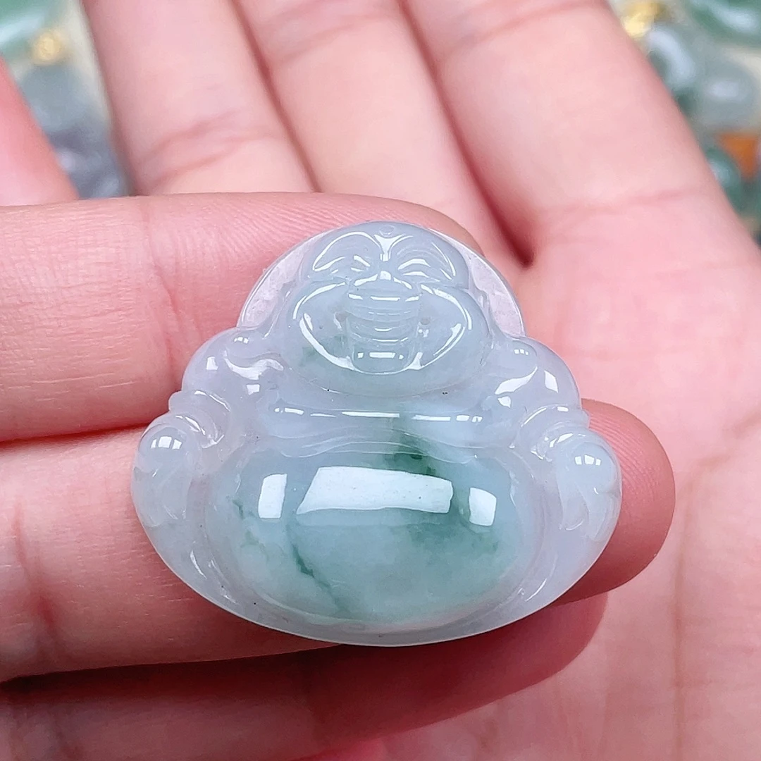 翡翠未镶嵌颈饰佛公