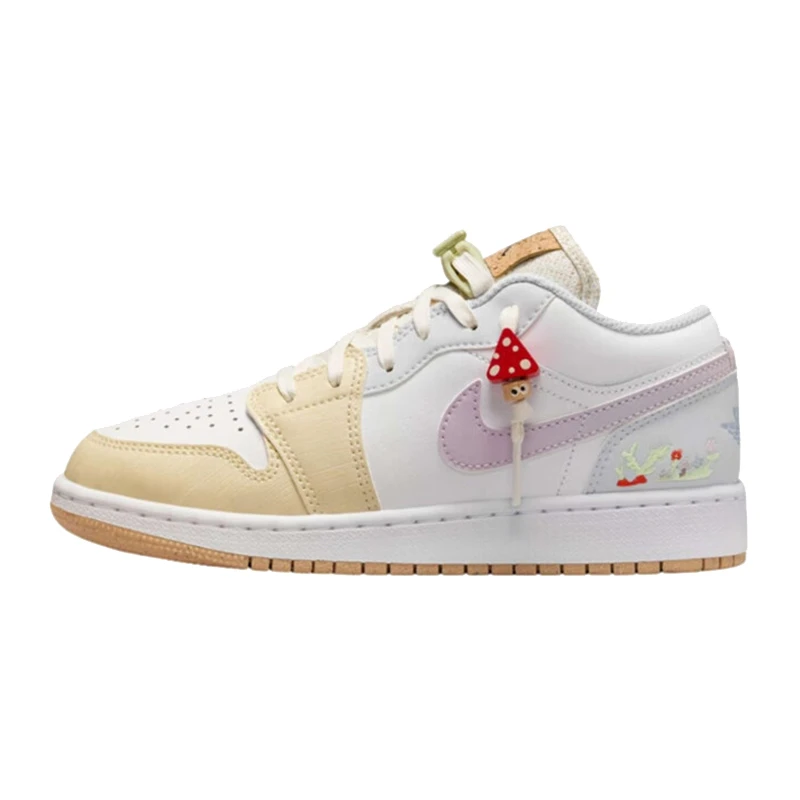 【耐克专属】NIKE耐克男大童AIR JORDAN1 LOW (GS)篮球鞋IB8861-151