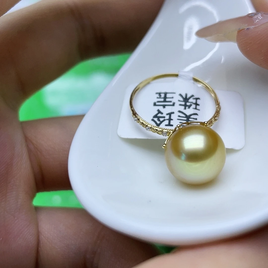 18K金镶嵌戒指海水珍珠