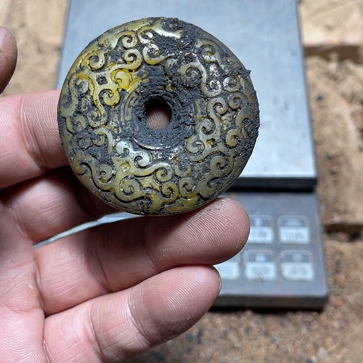 和田玉（糖玉）未镶嵌颈饰