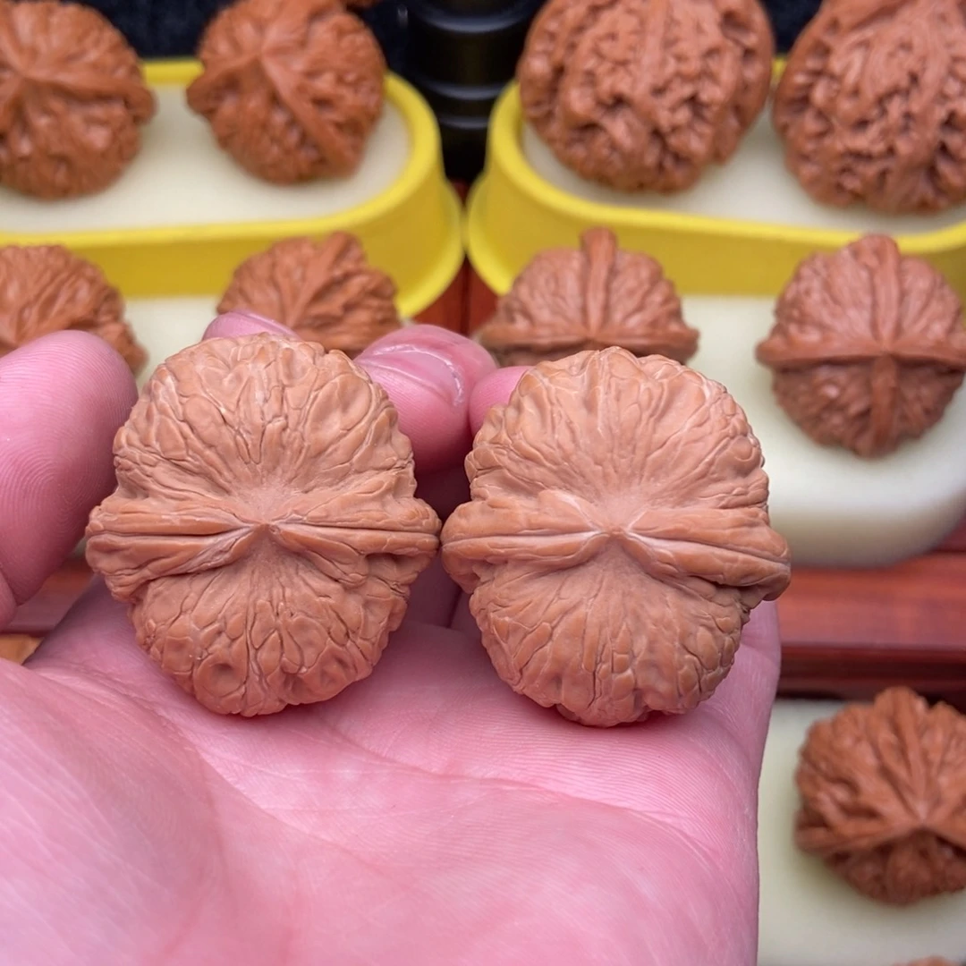 文玩核桃把件毕业金锭子39