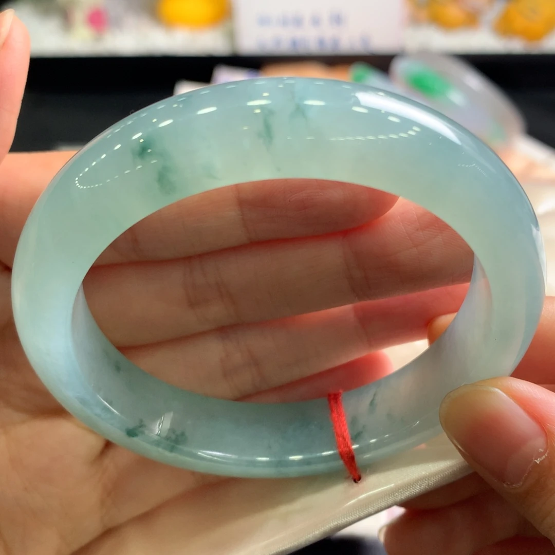 翡翠未镶嵌手镯32号