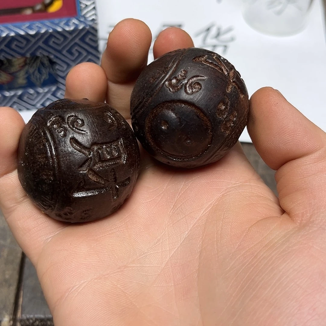大叶紫檀（黑酸枝木类）