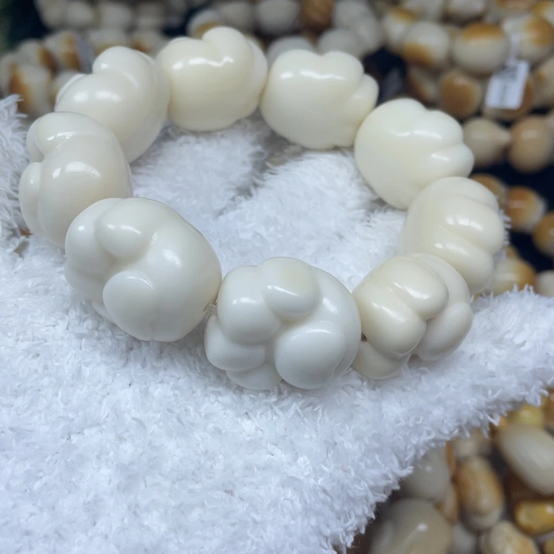 手串菩提根/象牙果12.5.32瑕大狗抓