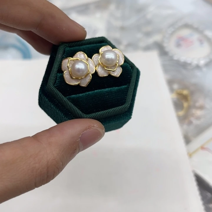 淡水珍珠银S925镶嵌颈饰18