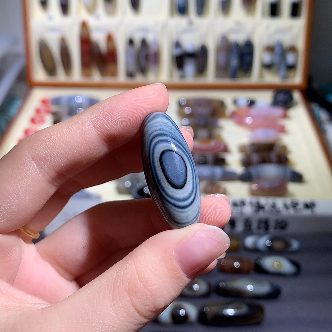 缠***匠玛瑙/玉髓未镶嵌颈饰