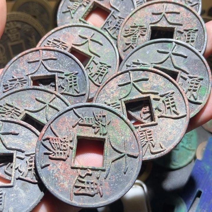 小***匠铜现代工艺品仿制品