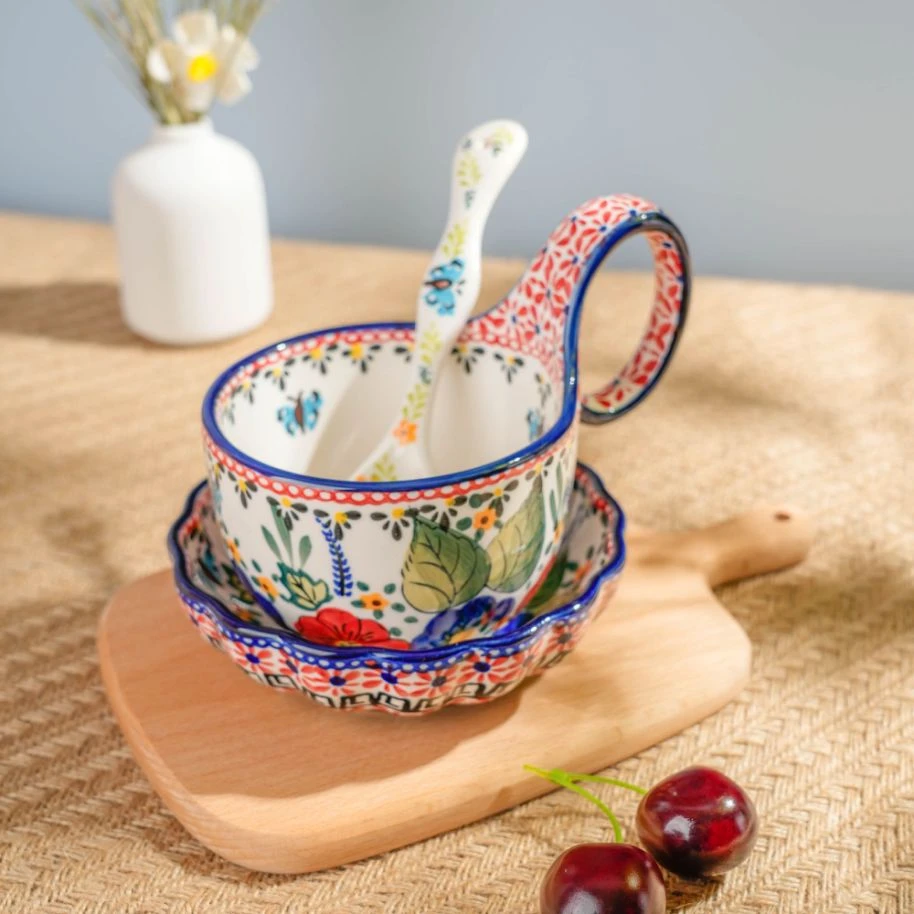 楼兰 新疆包邮【西里西亚】家用釉下彩曲把杯三件套