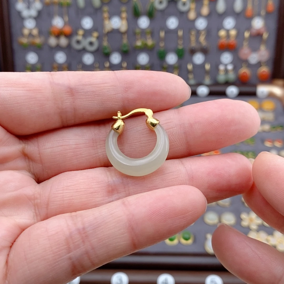 银S925镶嵌和田玉耳饰U*U