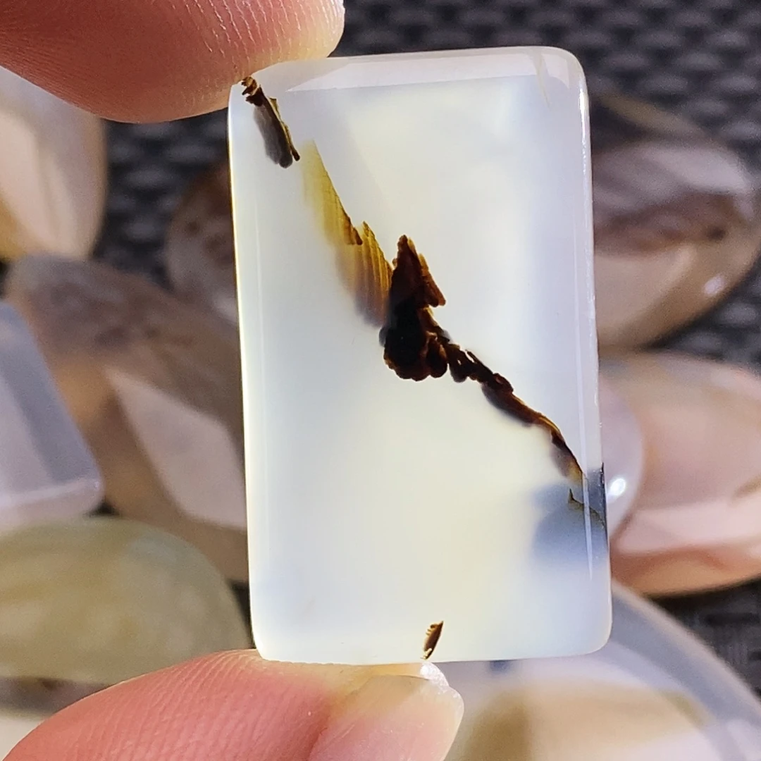 用***3玛瑙/玉髓未镶嵌吊坠(不含链)