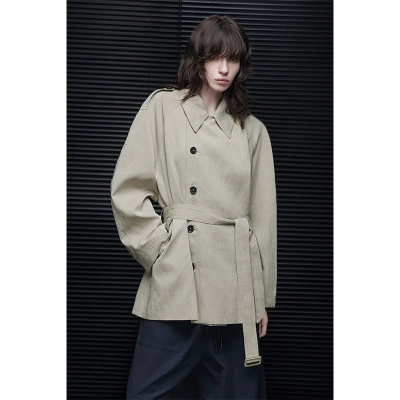 moment浅卡其风衣外套女2025早秋新款宽松垂坠感高级感穿搭韩系