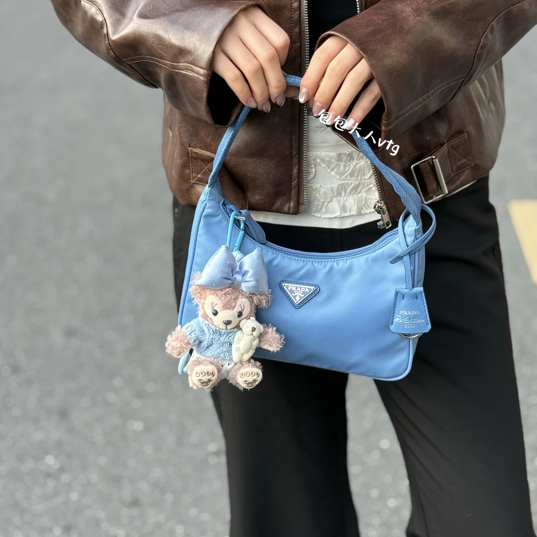 99新 Prada/普拉达 天空蓝降落伞hobo2000单肩包