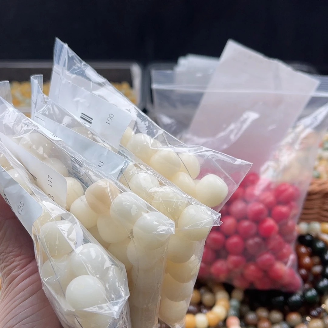 白玉菩提吊坠Q/14mm/36颗