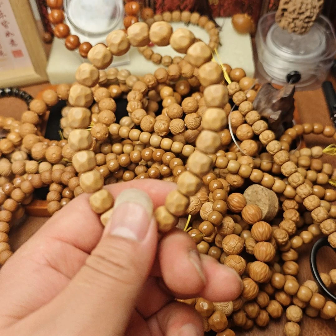 猴头核桃手串奶酪