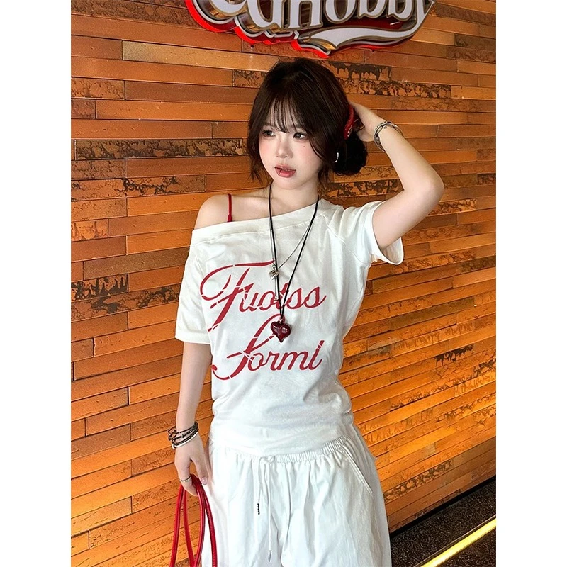 松弛慵懒风斜领露肩短袖t恤女夏季新款宽松美式穿搭设计感上衣