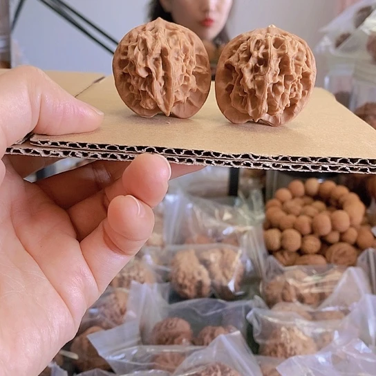 【闪购商品】把件文玩核桃38蜡皮刀子小众