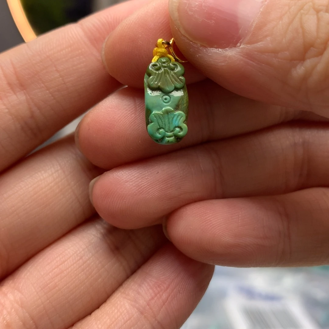 绿松石挂件未镶嵌