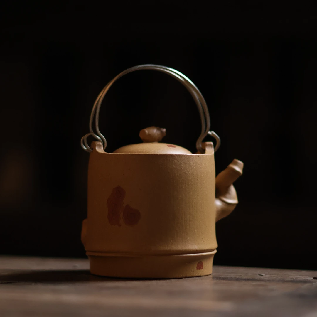 斋居 湘妃语系列-亦缶-湘妃泪-紫砂壶-200ml（窑云S0242）