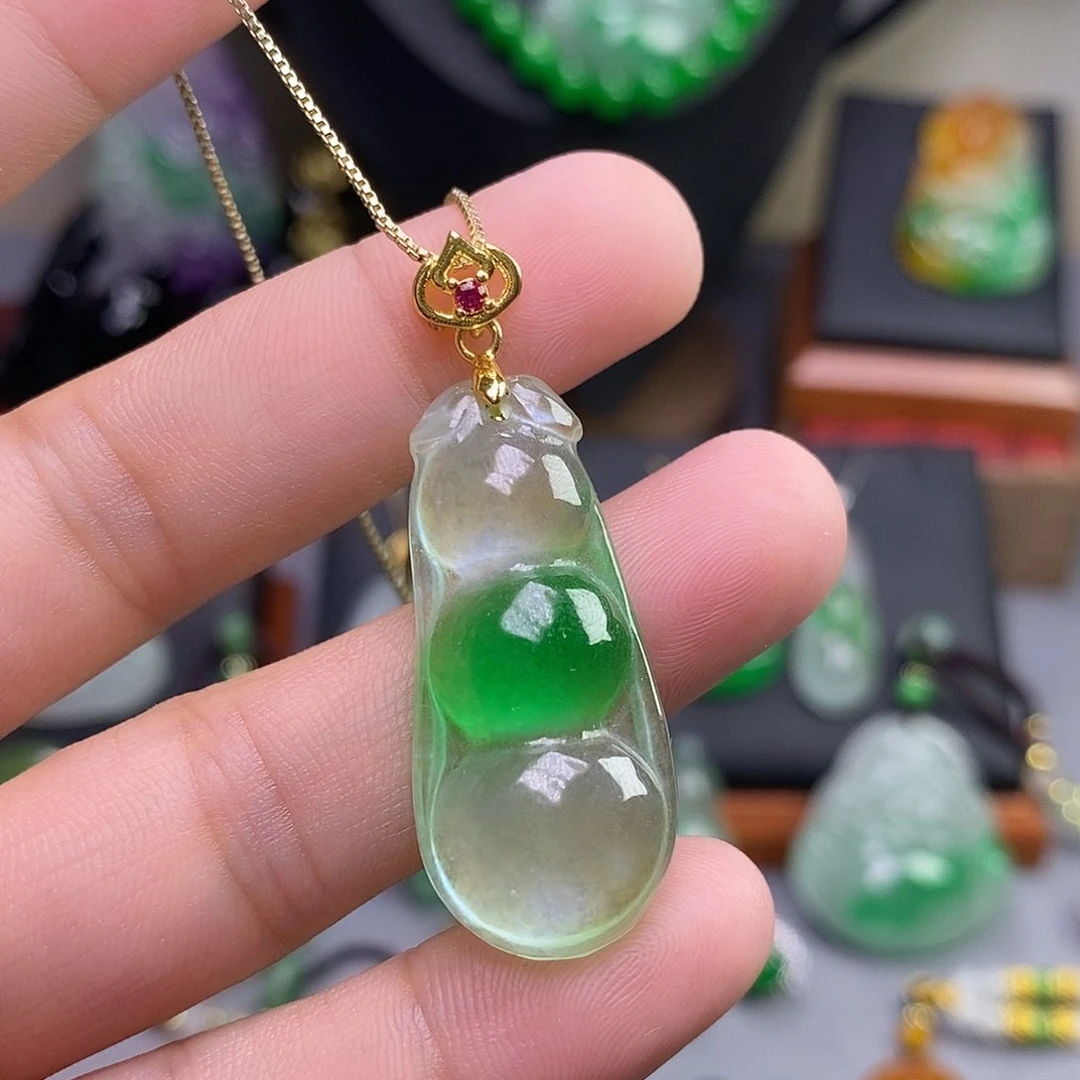 吊坠(赠链)未镶嵌翡翠