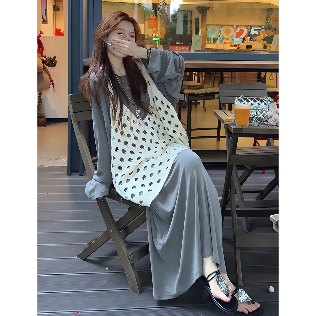 2025超火穿搭一整套秋季松弛感慵懒风巨好看镂空马甲连衣裙两件套