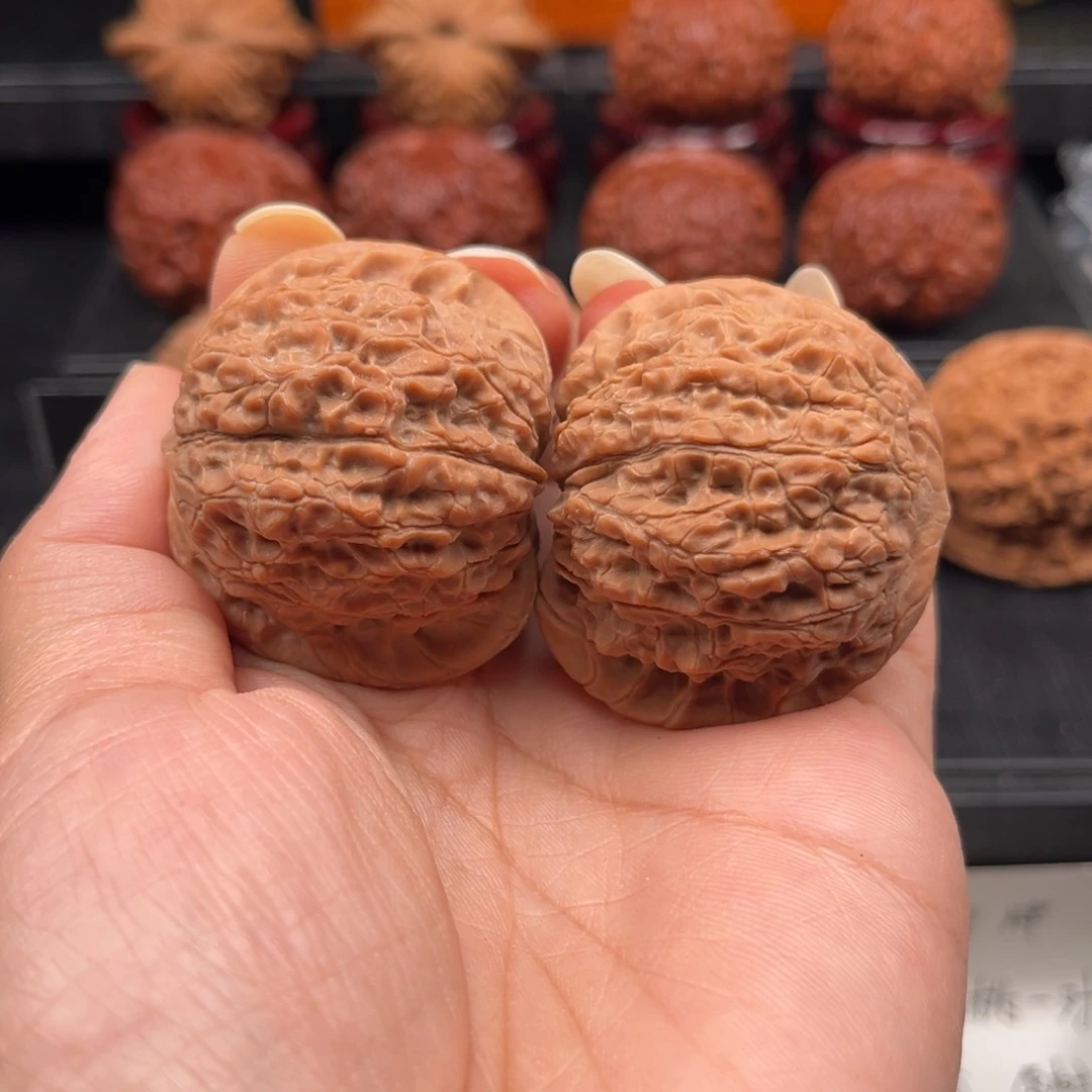 【闪购商品】吊坠文玩核桃原树血麒麟42头货