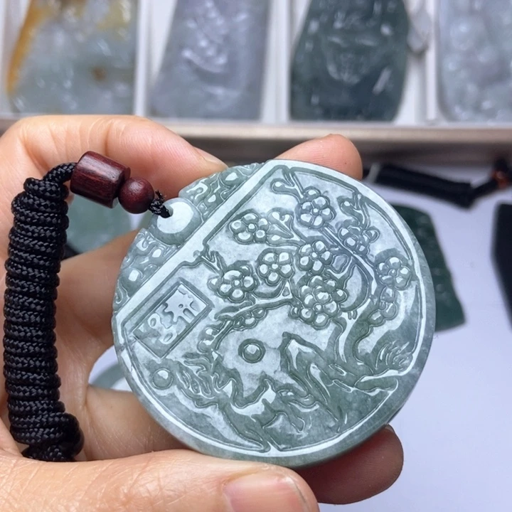 翡翠未镶嵌挂件翡翠
