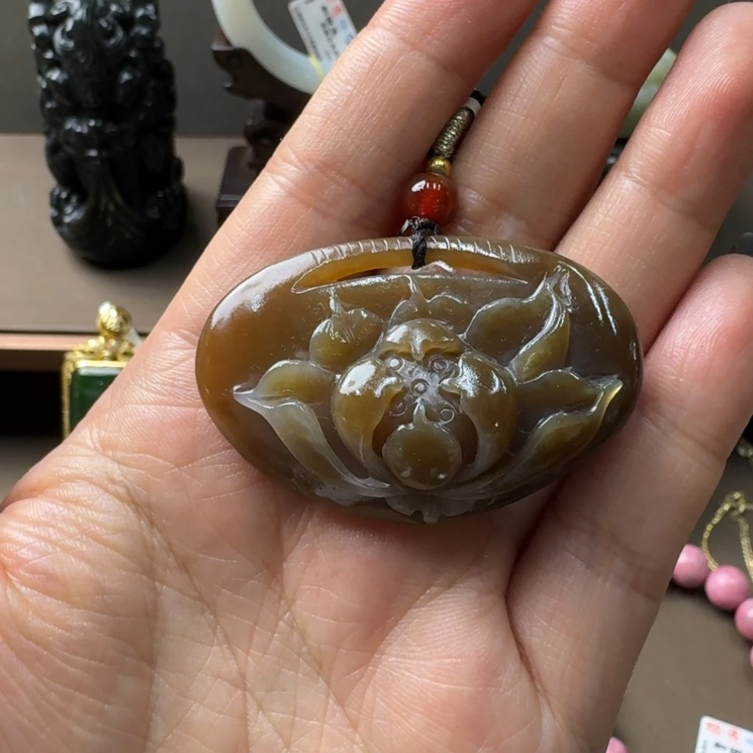 和田玉未镶嵌吊坠(不含链)