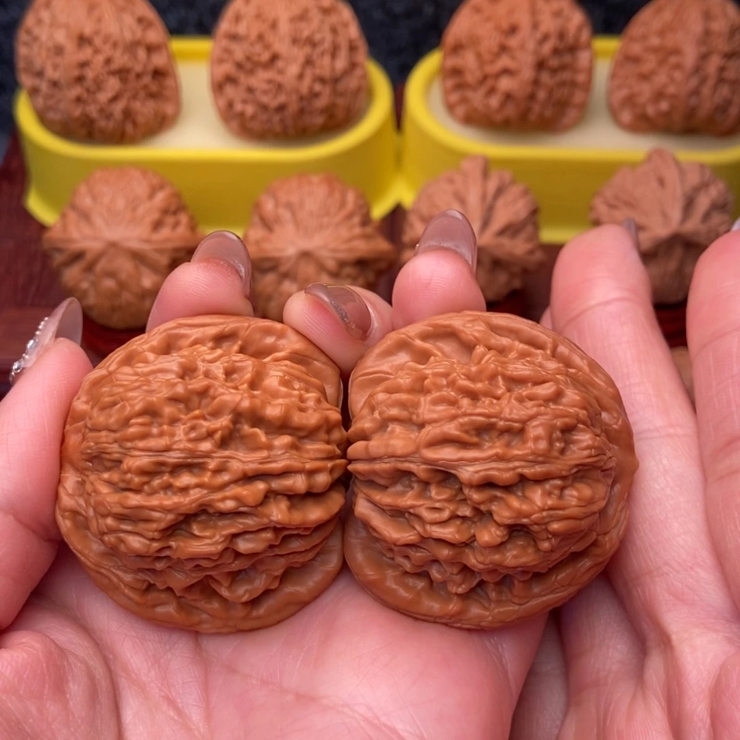 把件文玩核桃43老树红皮 平谷四座楼